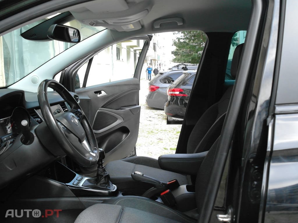 Opel Crossland 1.2 T Edition