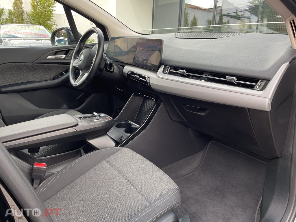 BMW 225 e xDrive