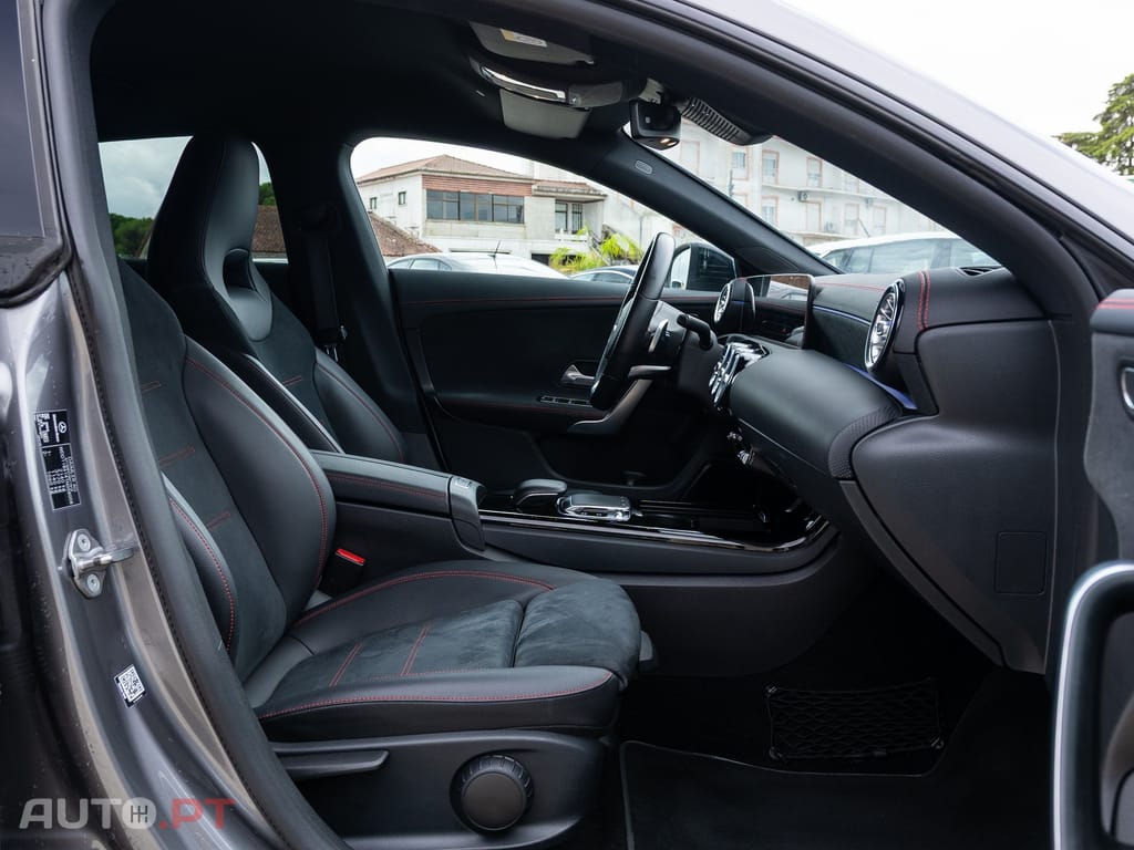 Mercedes-Benz CLA 220 d Shooting Brake AMG Line Aut.