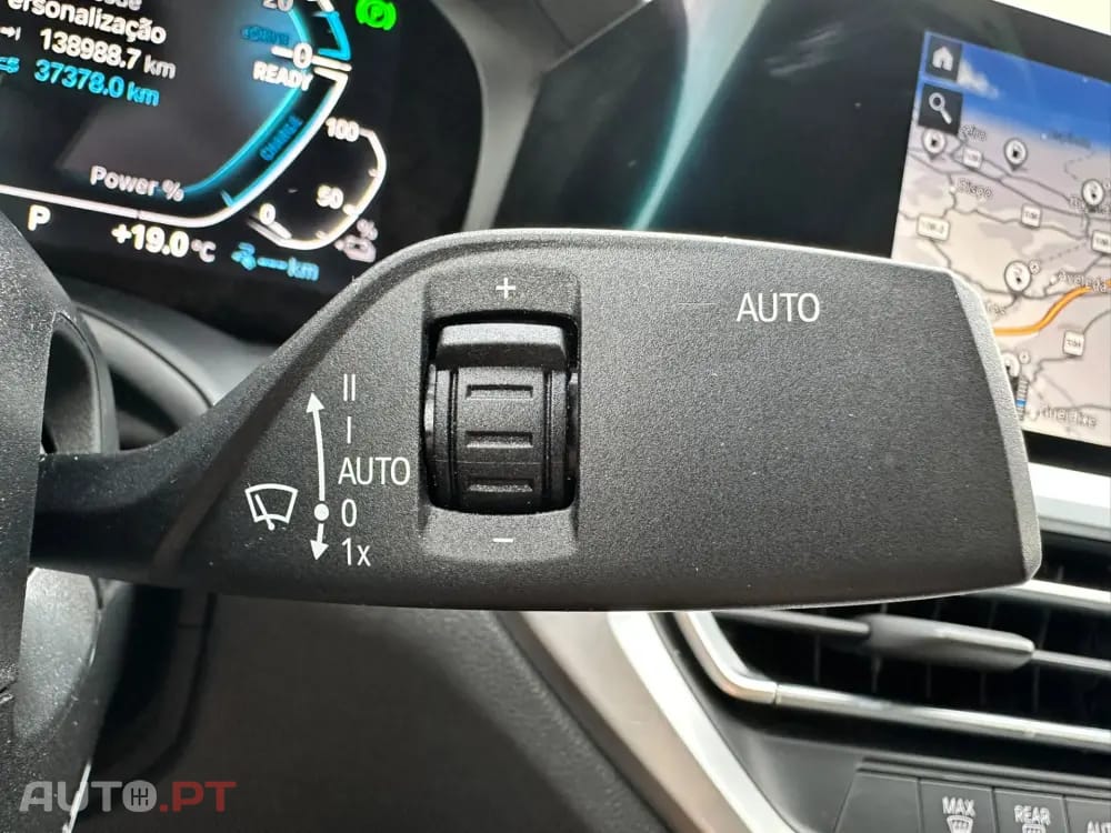 BMW 320 e Line Sport Auto