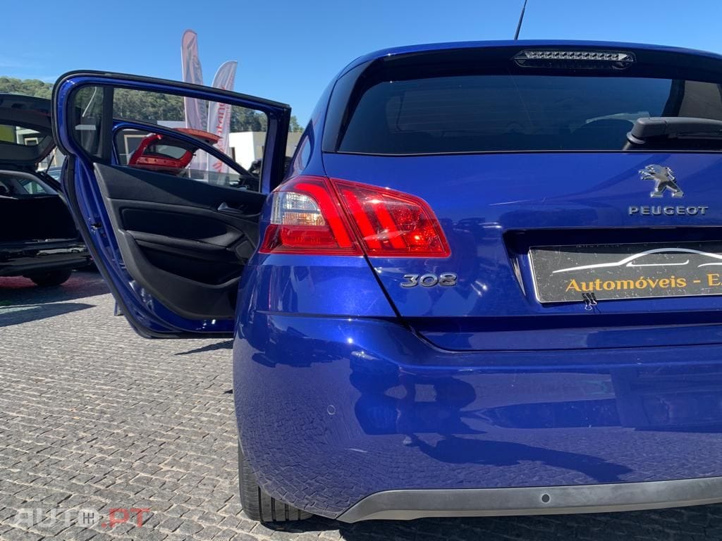 Peugeot 308 1.5 BlueHDi Style