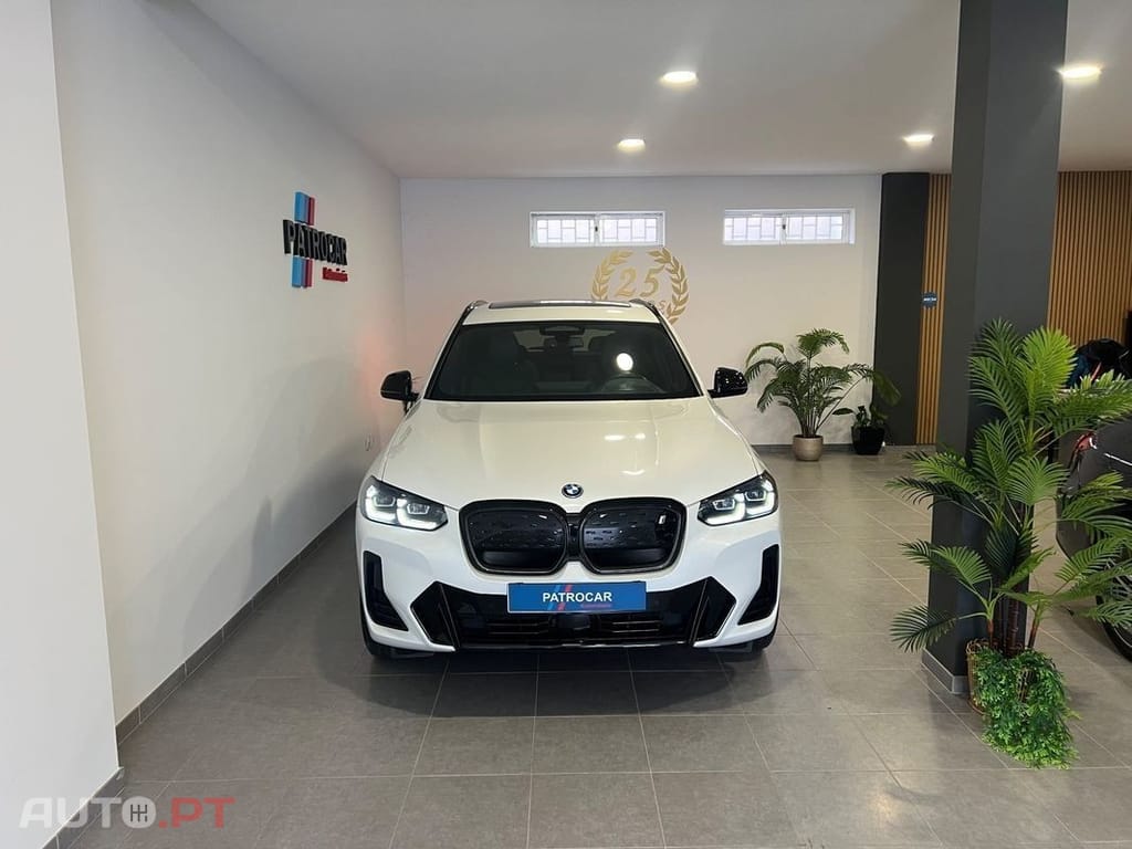 BMW iX3 M Sport Impressive