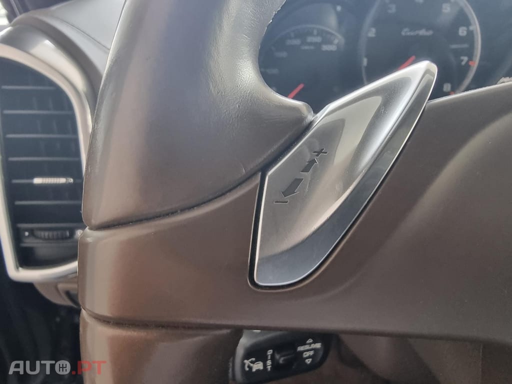 Porsche Cayenne Turbo Tiptronic S