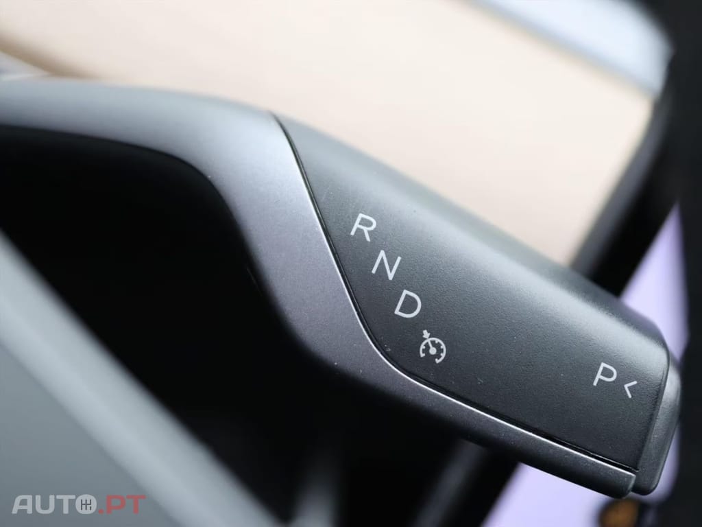 Tesla Model 3 Long-Range AWD I.V.A DEDUTÍVEL