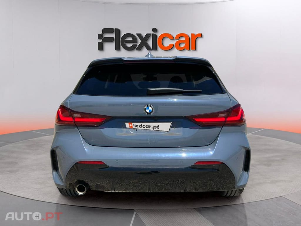 BMW 118 i Pack Desportivo M Auto