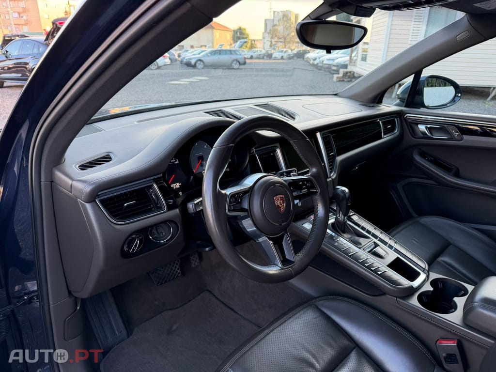 Porsche Macan S