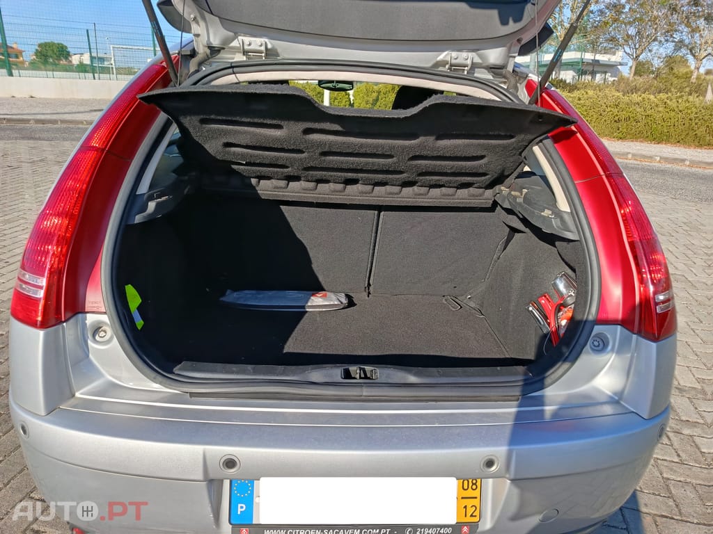 Citroen C4 1.6 HDi 110 cv VTR Pack