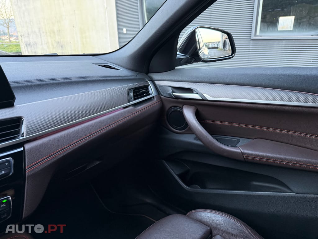 BMW X2 xDrive25e Edition M Mesh