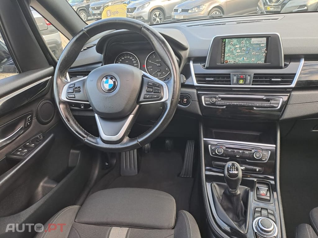 BMW 216 d 7L Line Sport