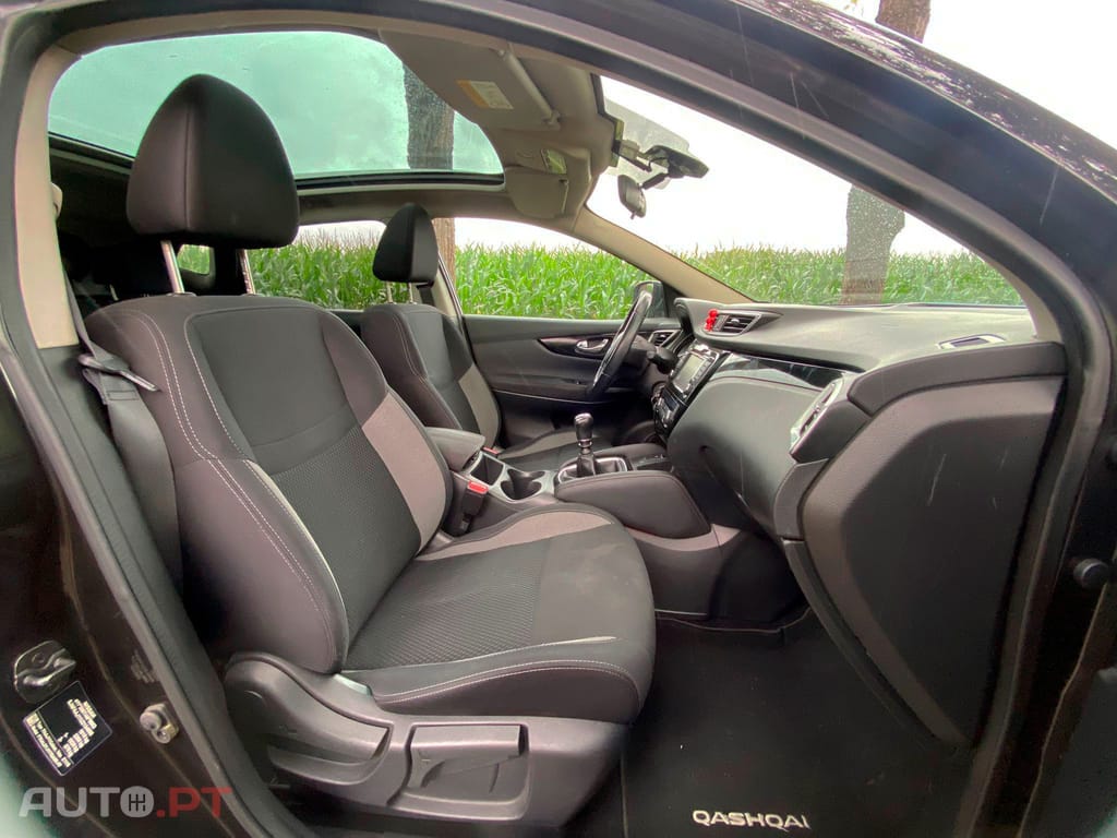 Nissan Qashqai 1.5 dCi N-Connecta