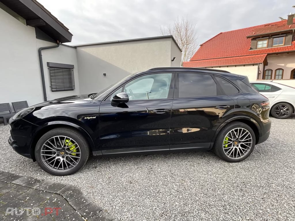 Porsche Cayenne E-Hybrid