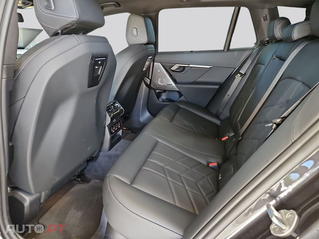 BMW i5 I.V.A DEDUTIVEL M60 xDrive Touring