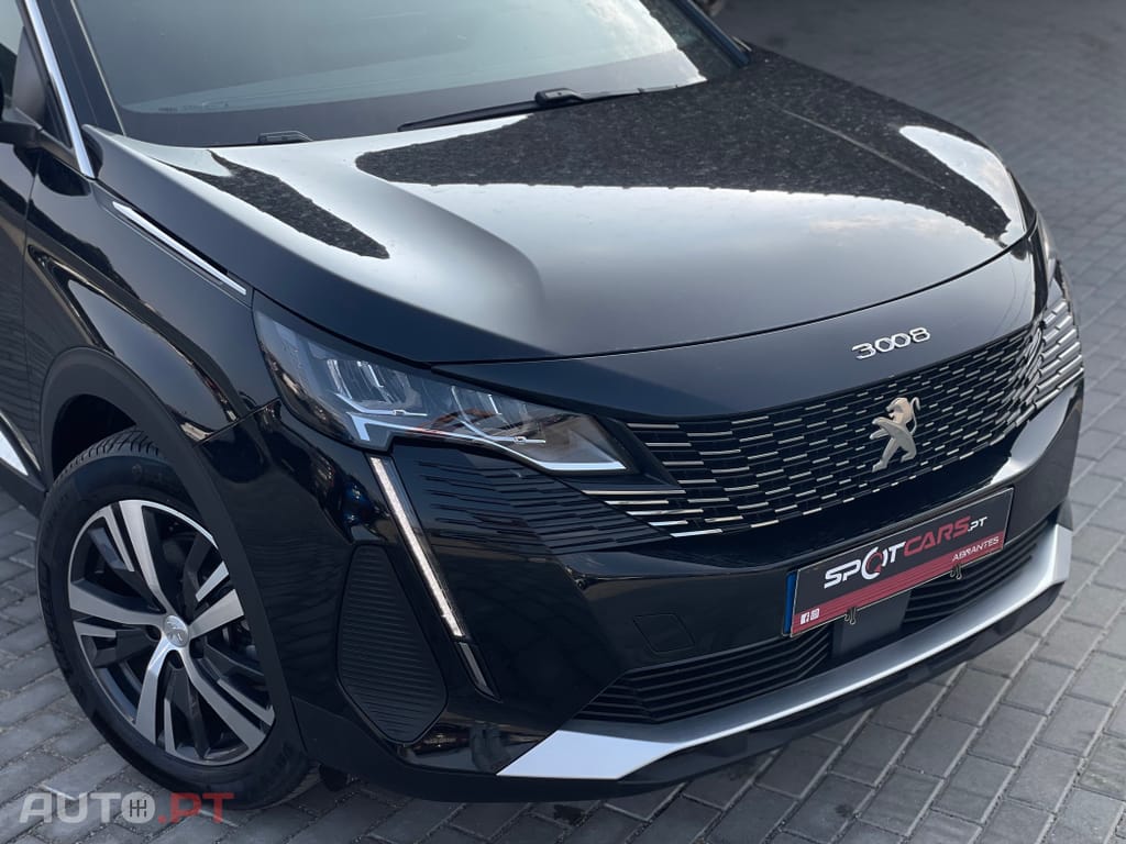 Peugeot 3008 1.2 Hybrid Allure e-DCS6