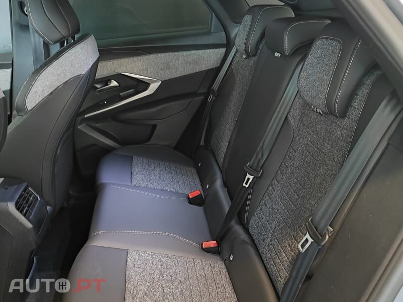 Peugeot E-3008 73 kWh Allure