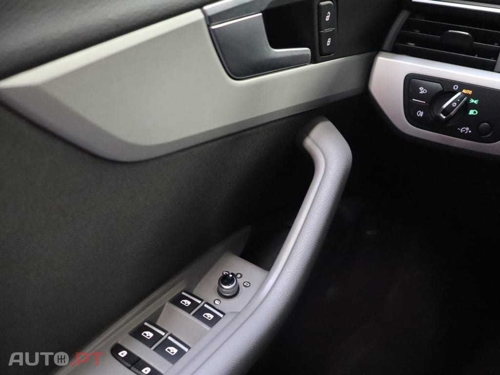 Audi A4 35 TDI S tronic Advanced Avant