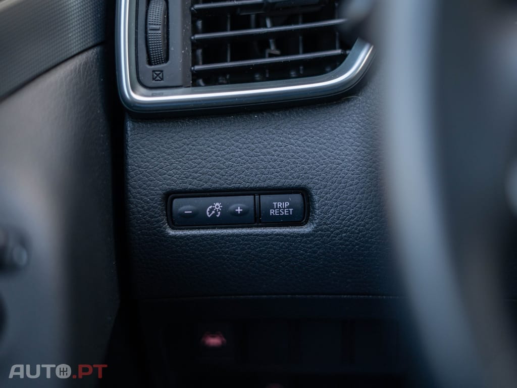 Nissan Qashqai 1.2 DIG-T N-Connecta 18