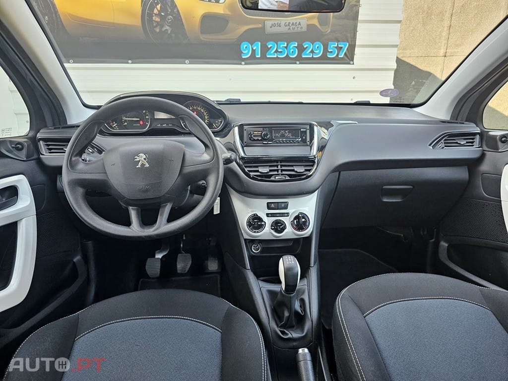 Peugeot 208 PureTech 68 Like