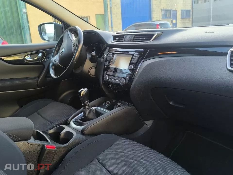 Nissan Qashqai 1.5 dCi Tekna J19