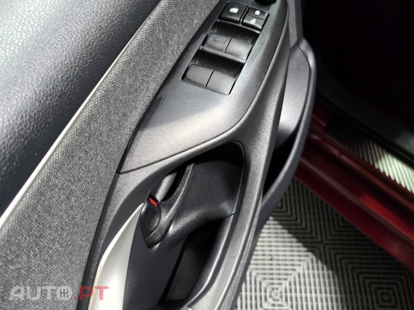 Toyota Yaris 1.0 VVT-i Exclusive