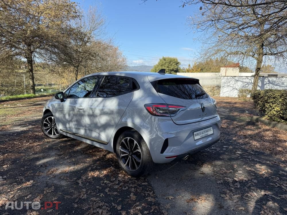 Renault Clio 1.0 TCe Techno Bi-Fuel
