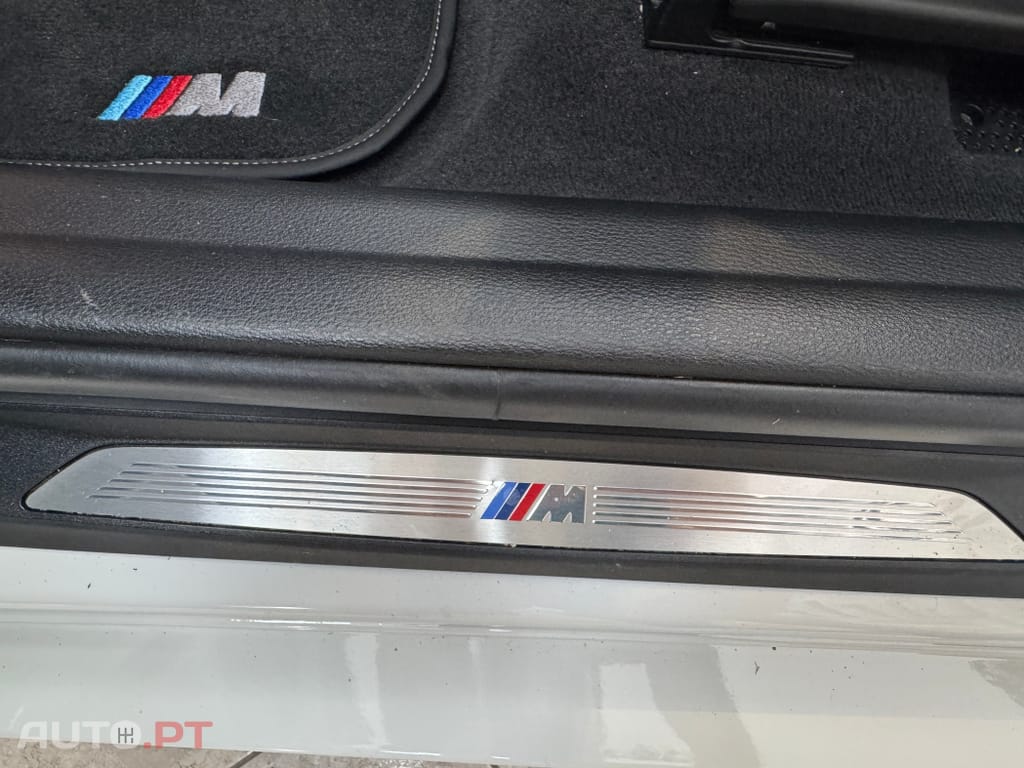BMW X2 25 e xDrive Pack M