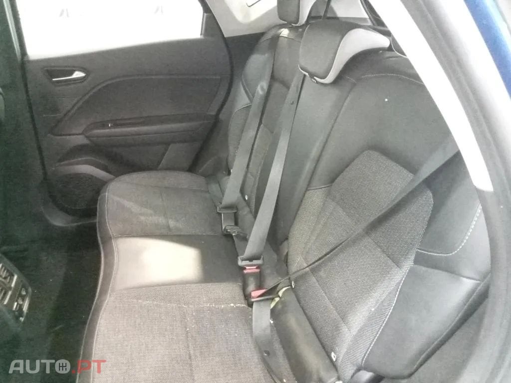 Renault Captur 1.6 E-Tech Plug-In Hybrid Techno