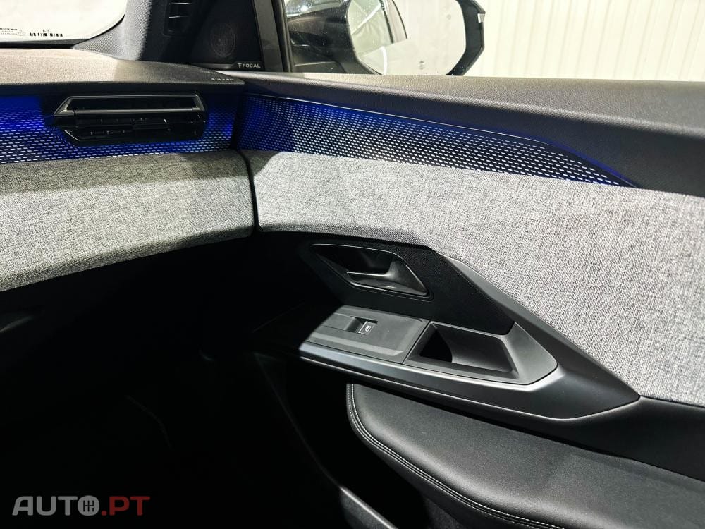 Peugeot E-3008 73 kWh GT