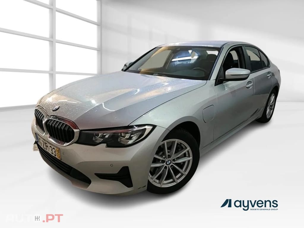 BMW 330 e Auto
