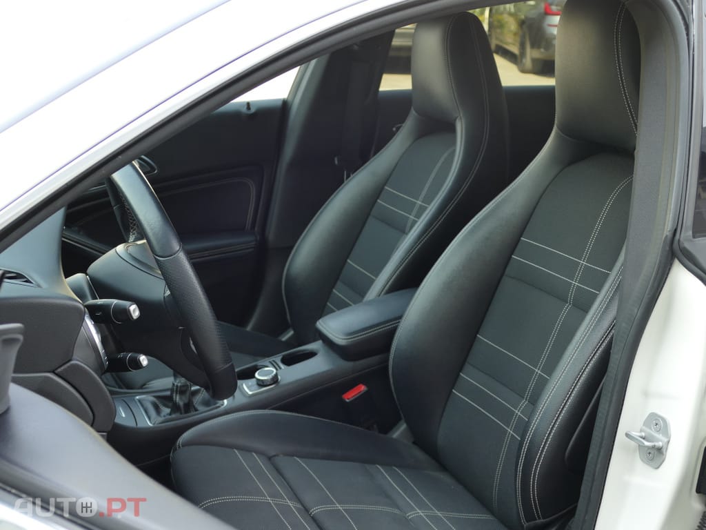 Mercedes-Benz CLA 180 d Shooting Brake Urban