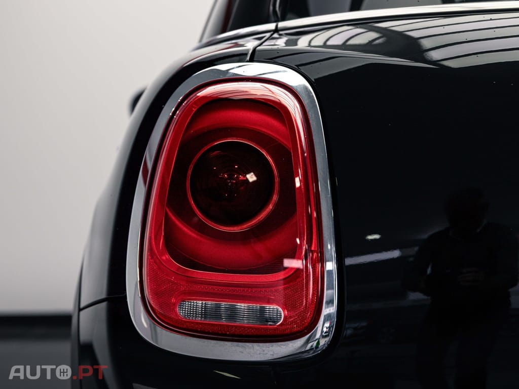 MINI Cooper Cooper D
