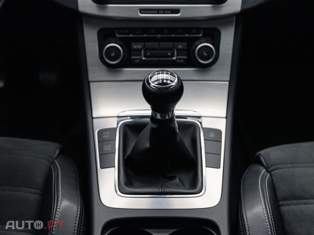 Volkswagen Passat CC 2.0 TDi