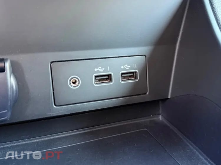 Renault Captur 1.0 TCe Equilibre Bi-Fuel — fotografia 19