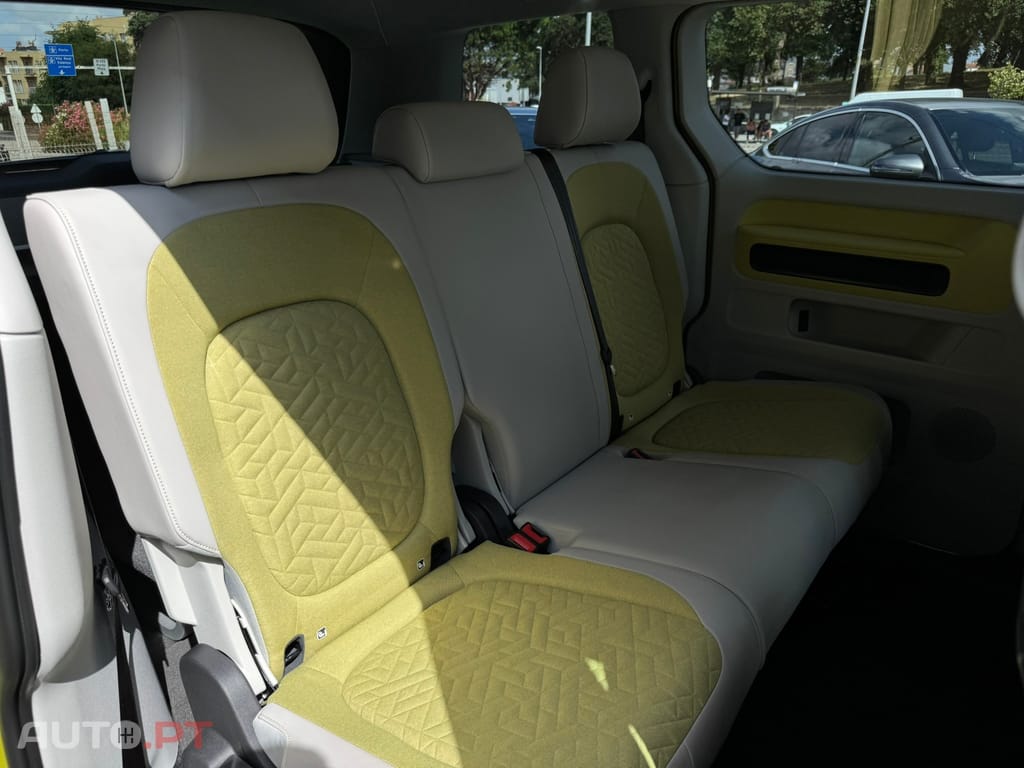 Volkswagen Id. Buzz Pro
