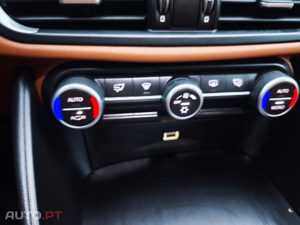 Alfa Romeo Giulia 2.2 D Super AT8