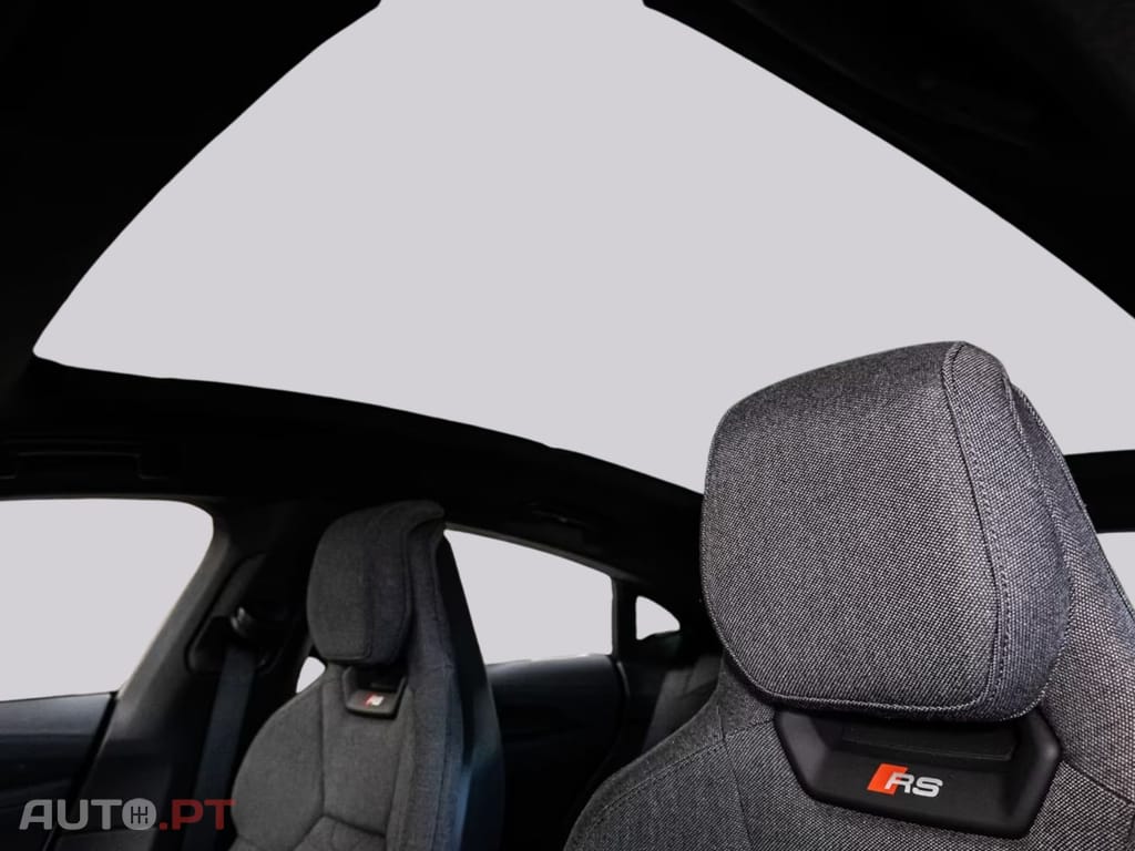 Audi RS E-Tron GT ALL-BLACK