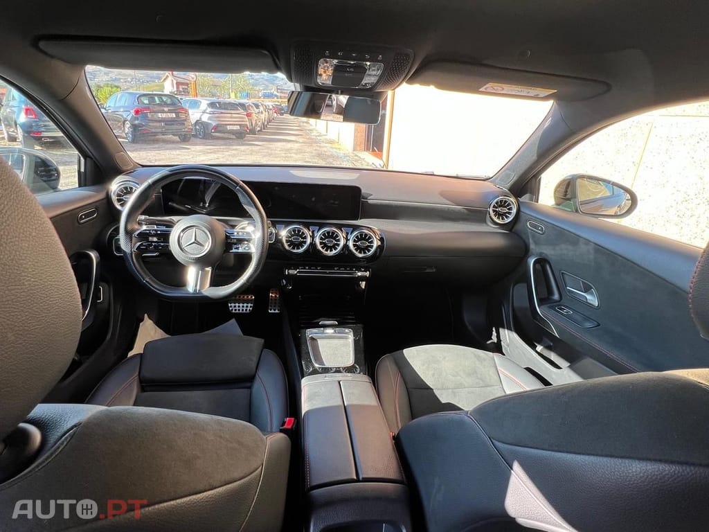 Mercedes-Benz A 250 e AMG Line