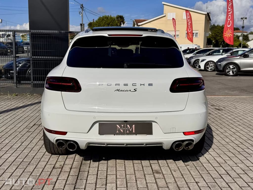 Porsche Macan S