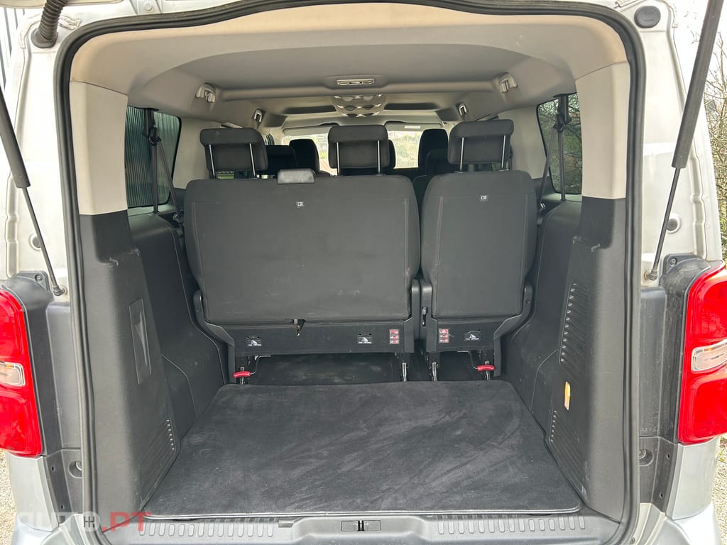 Peugeot Traveller 2019