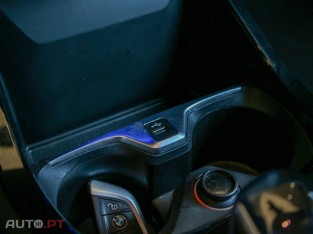 BMW 216 d Pack Desportivo M