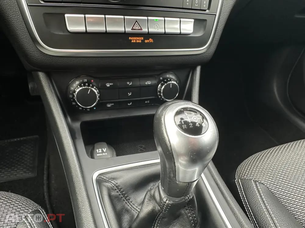 Mercedes-Benz CLA 180 d Urban