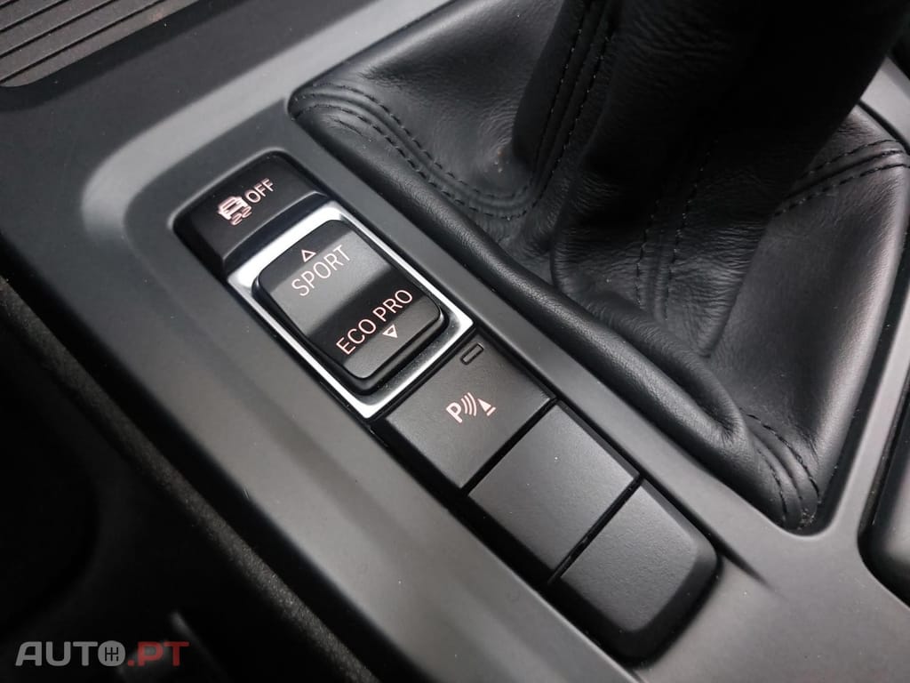BMW X1 18 i sDrive Advantage