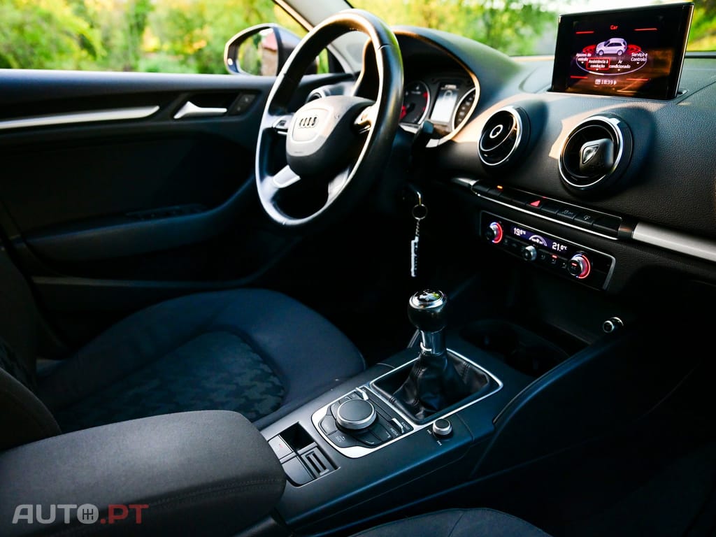 Audi A3 Sportback 1.6 TDi S-line