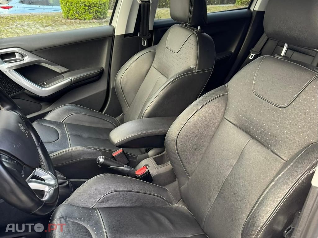 Peugeot 208 1.2 VTi Allure