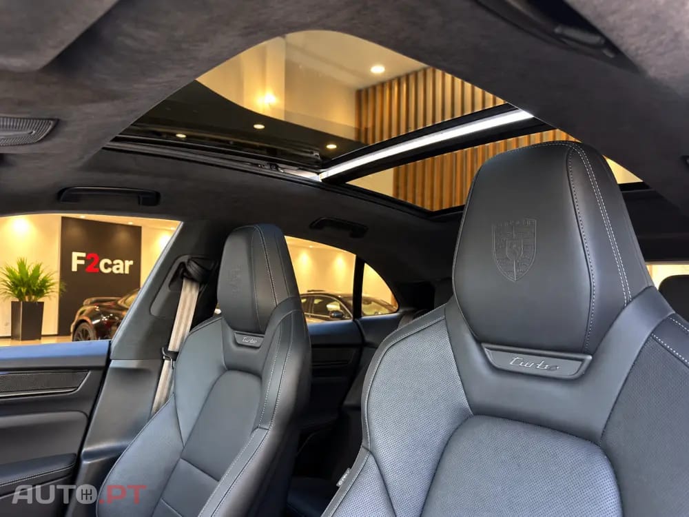 Porsche Macan Electric Turbo