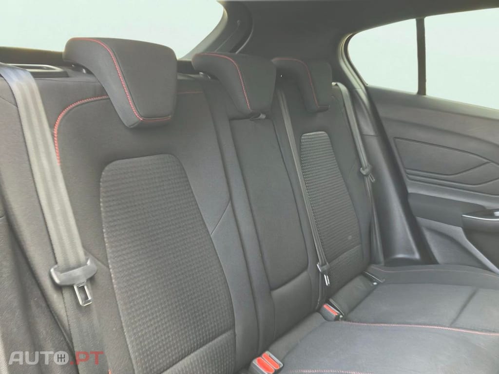 Ford Focus 1.0 EcoBoost MHEV ST-Line