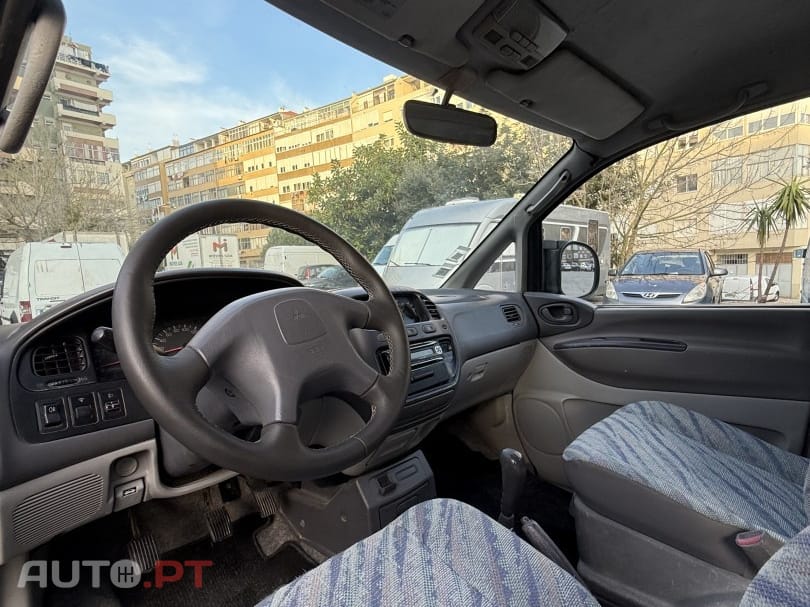 Mitsubishi Space Gear 2.5 TD GLX