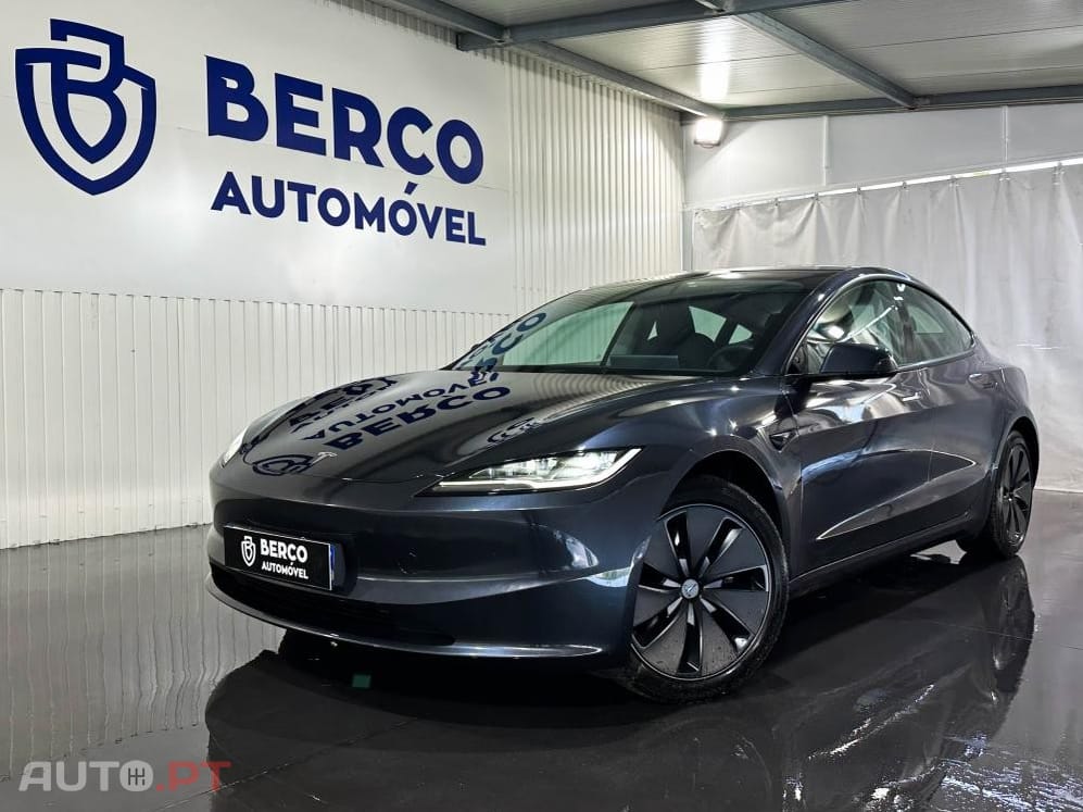 Tesla Model 3 Standard Range Plus RWD