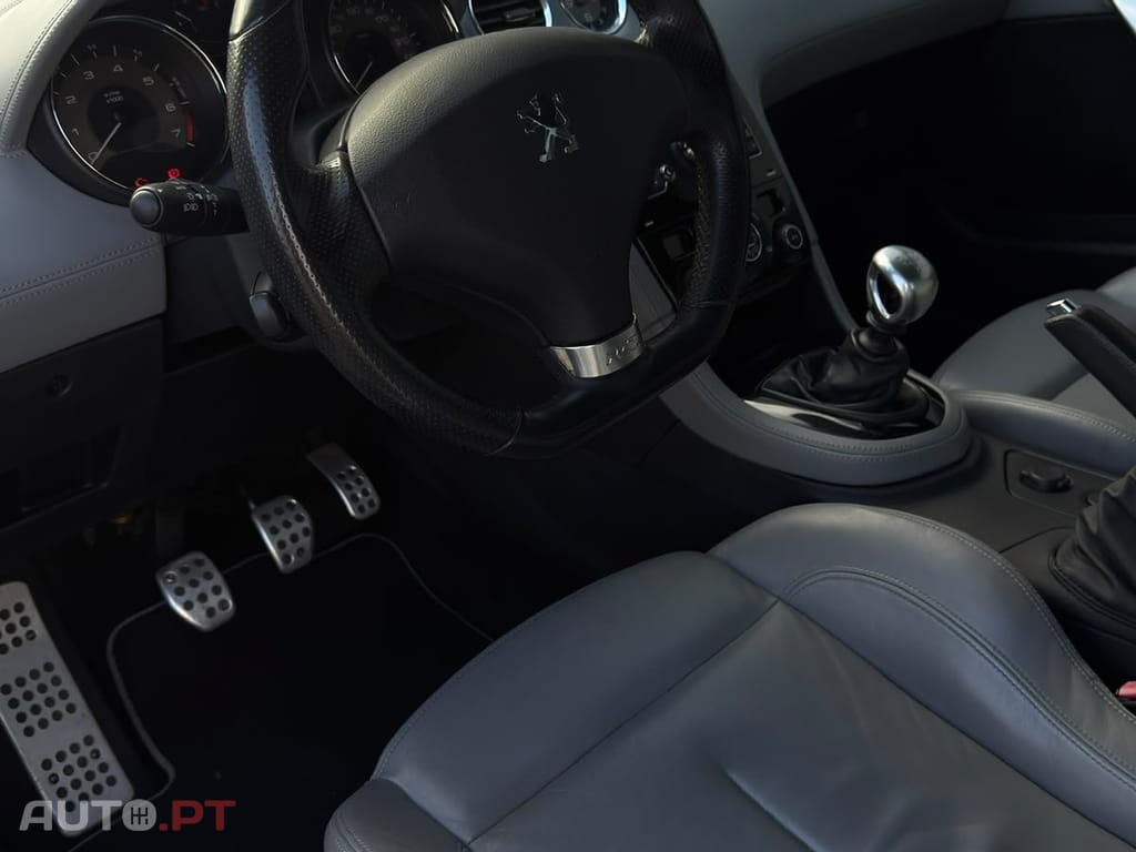 Peugeot RCZ 1.6 200 THP