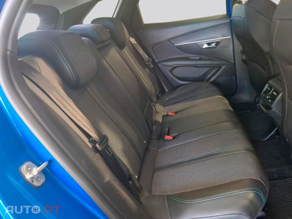 Peugeot 3008 1.2 Allure EAT8