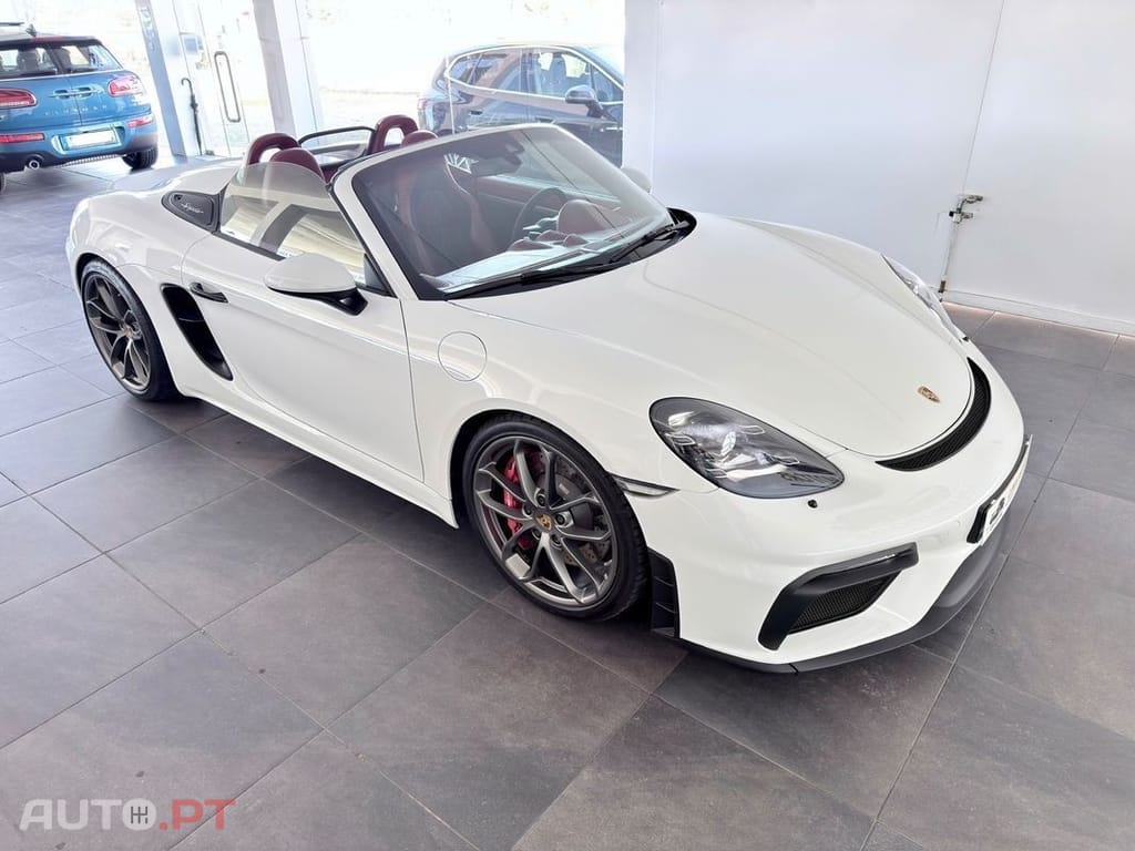 Porsche 718 Standard